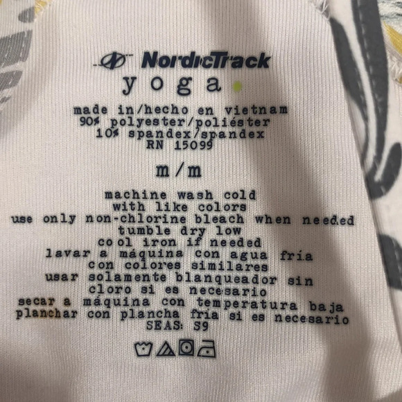 NordicTrack Yoga Racerback Tank Top Medium - Picture 4 of 7